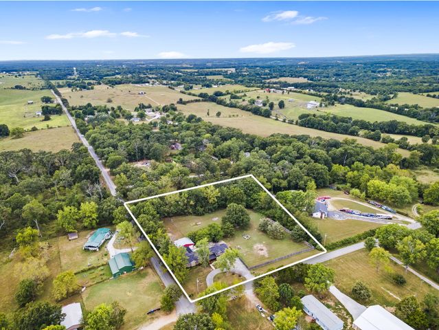 328 Brenda Drive, Ozark, MO 65721