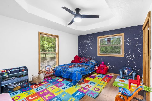 328 Brenda Drive, Ozark, MO 65721