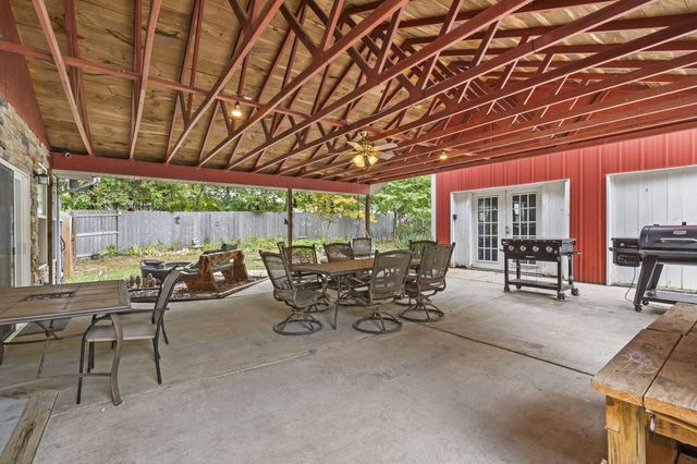 328 Brenda Drive, Ozark, MO 65721