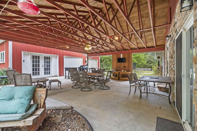 328 Brenda Drive, Ozark, MO 65721