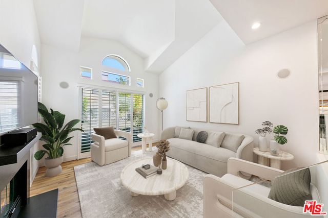 6477 Zuma View Place 127, Malibu, CA 90265