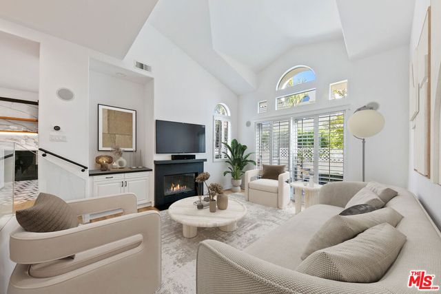 6477 Zuma View Place 127, Malibu, CA 90265