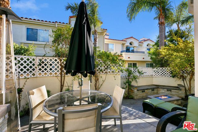 6477 Zuma View Place 127, Malibu, CA 90265