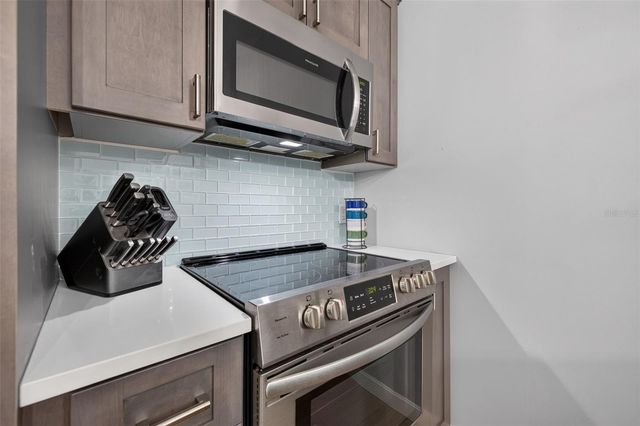 400 4TH AVENUE S 408, St Petersburg, FL 33701