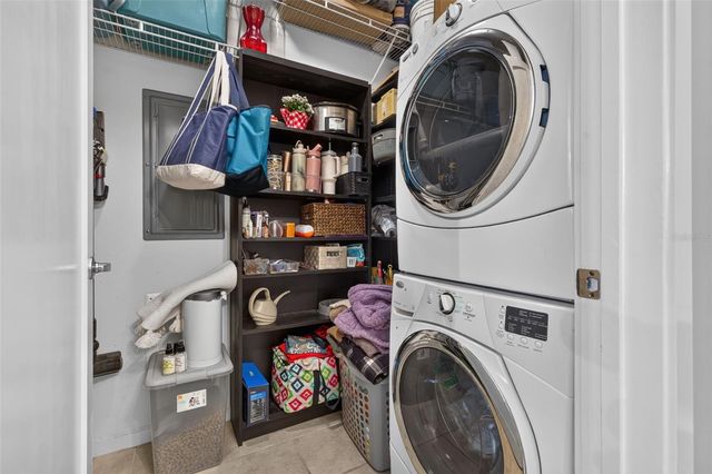 400 4TH AVENUE S 408, St Petersburg, FL 33701