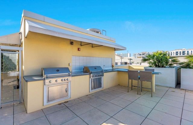 400 4TH AVENUE S 408, St Petersburg, FL 33701