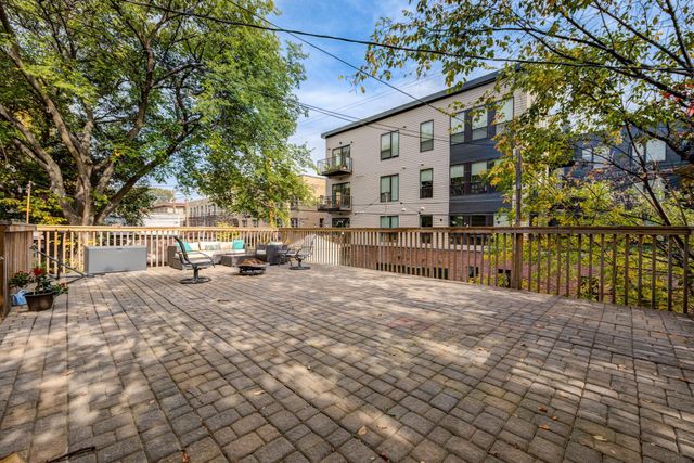 3229 Hennepin Avenue S, Minneapolis, MN 55408