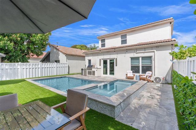 3942 NW 62nd Ct, Coconut Creek, FL 33073