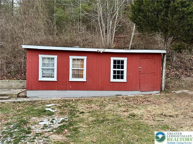 341 Berger Creek Road, East Penn Twp, PA 18235