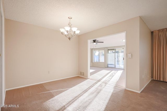 10832 W SARATOGA Circle, Sun City, AZ 85351