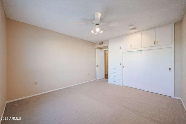 10832 W SARATOGA Circle, Sun City, AZ 85351