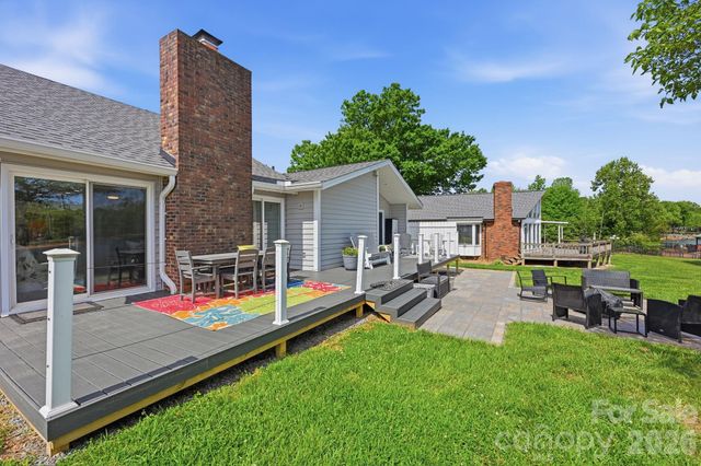 8029 Lucky Creek Lane, Denver, NC 28037