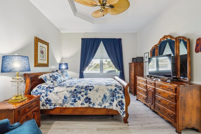 8601 Mangrove, West Palm Beach, FL 33411