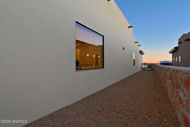 2901 E Springs Road, Las Cruces, NM 88011