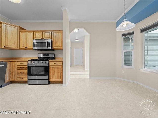 4570 W Yundt Drive, Wasilla, AK 99623