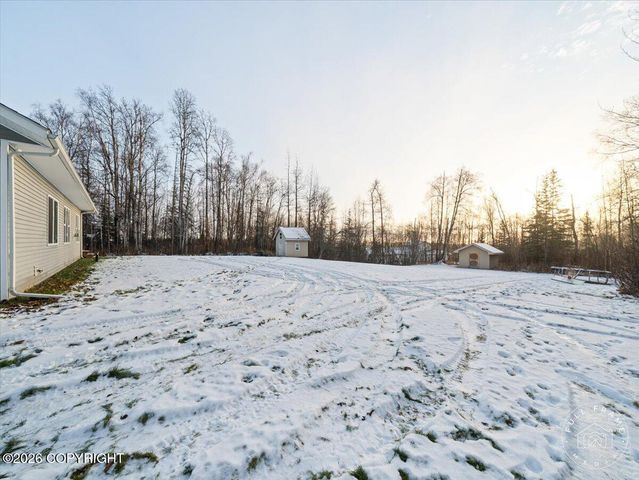 4570 W Yundt Drive, Wasilla, AK 99623