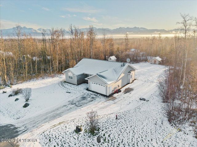4570 W Yundt Drive, Wasilla, AK 99623