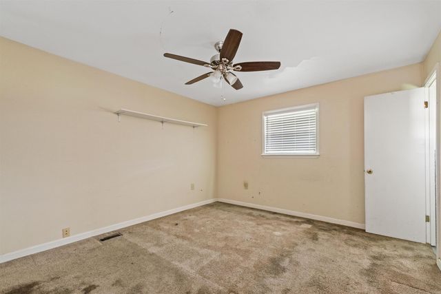 1925 W Lakeview Drive, Benton, AR 72015