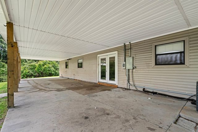 1925 W Lakeview Drive, Benton, AR 72015