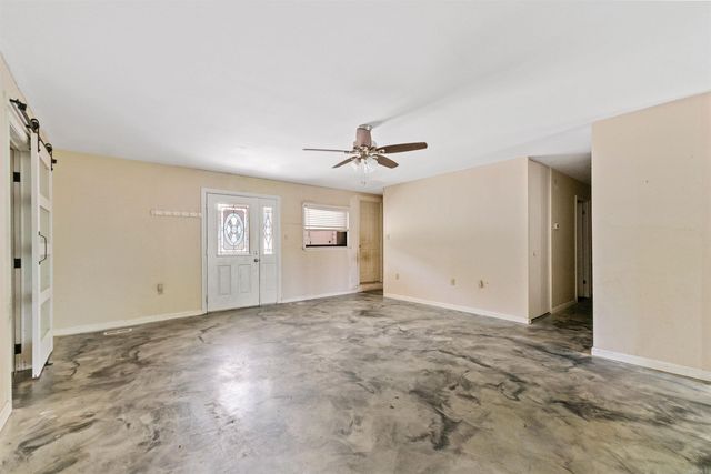 1925 W Lakeview Drive, Benton, AR 72015