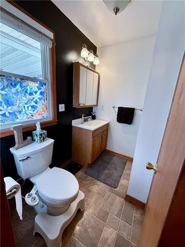 109 Kickapoo Street, Easton, KS 66020