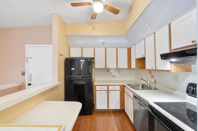 10979 W Clairmont Circle, Tamarac, FL 33321