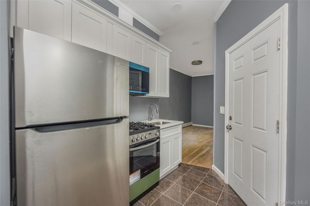 298 Cooper Street 4, Brooklyn, NY 11237