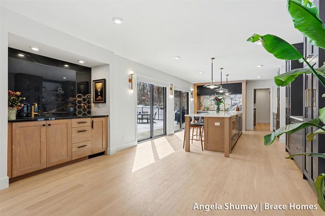 400 Greentree Lane, Ada, MI 49301