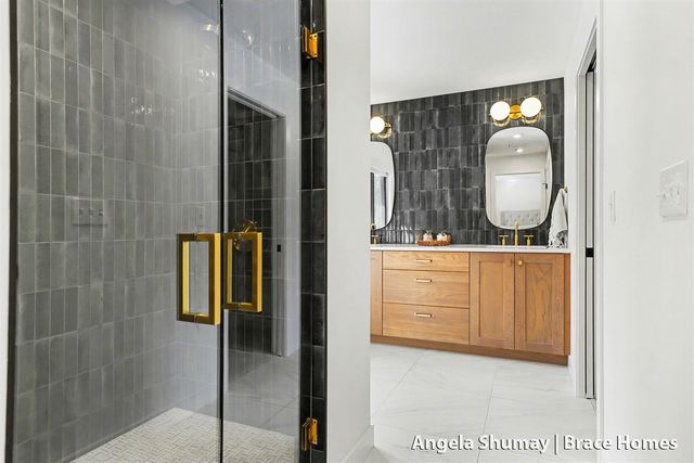 400 Greentree Lane, Ada, MI 49301