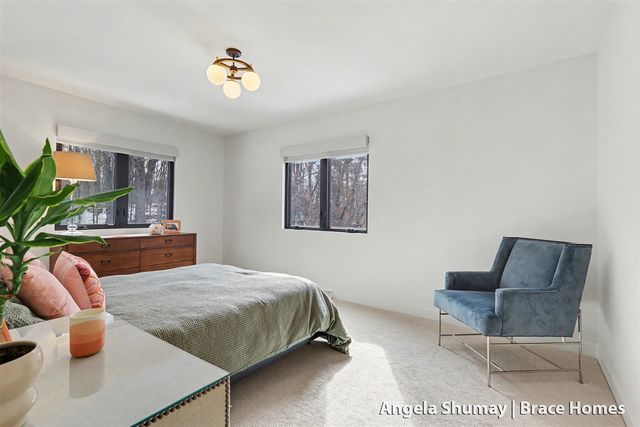 400 Greentree Lane, Ada, MI 49301