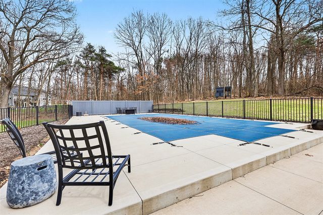 400 Greentree Lane, Ada, MI 49301