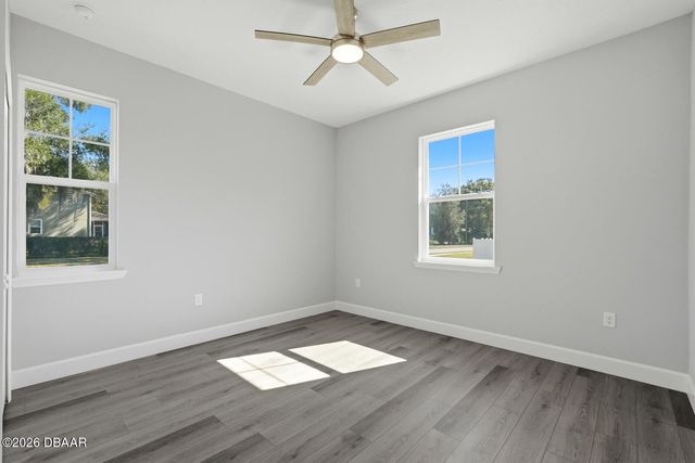 311 W Delaware Avenue, Lake Helen, FL 32744