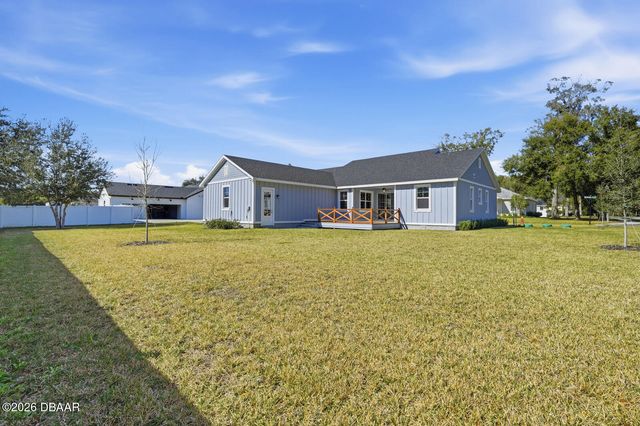 311 W Delaware Avenue, Lake Helen, FL 32744