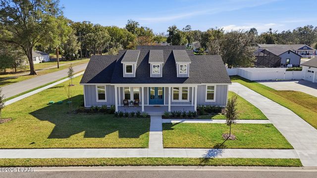 311 W Delaware Avenue, Lake Helen, FL 32744