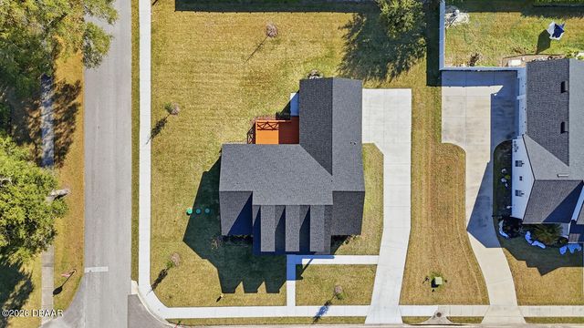 311 W Delaware Avenue, Lake Helen, FL 32744