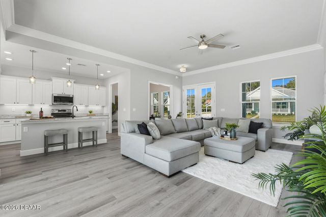 311 W Delaware Avenue, Lake Helen, FL 32744