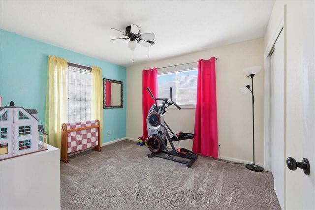 1833 W Decker Avenue, Orange, TX 77632