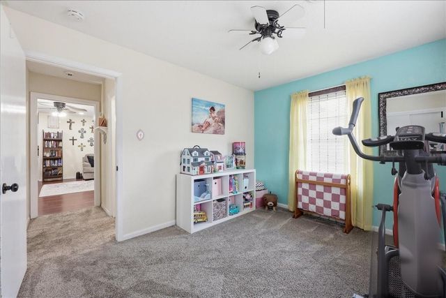 1833 W Decker Avenue, Orange, TX 77632