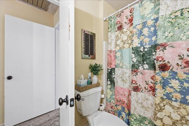 1833 W Decker Avenue, Orange, TX 77632