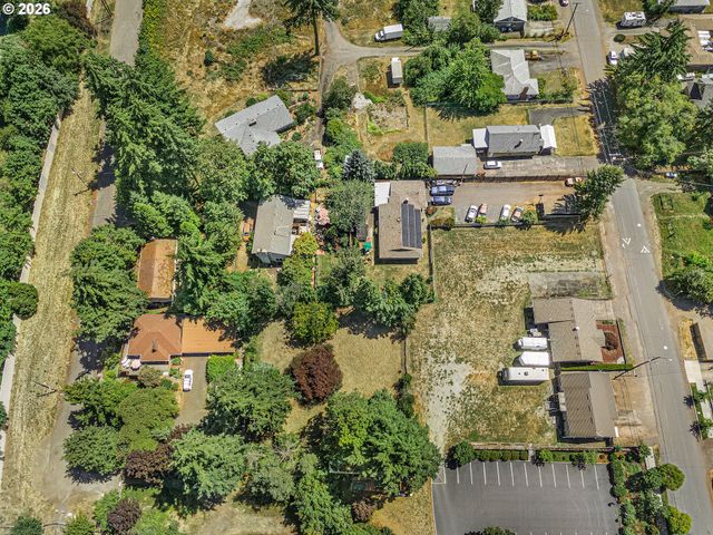 2 Ne KLICKITAT St, Portland, OR 97220