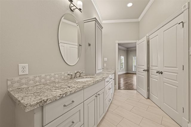 1337 Alexander Street, Houston, TX 77008