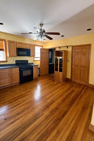 67 Prospect St, Somerville, MA 02143