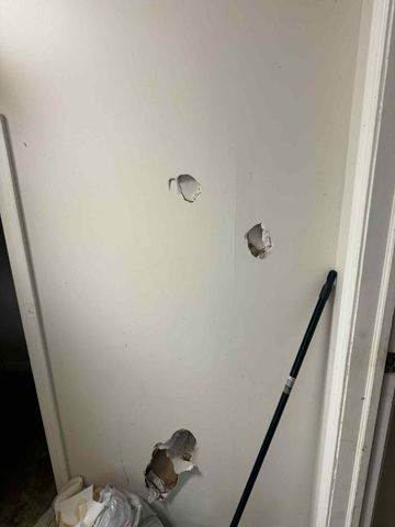 32 Julia Avenue, Florence, KY 41042