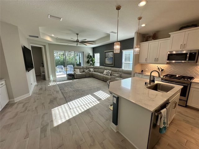 4727 WILLOW BEND AVENUE, Parrish, FL 34219