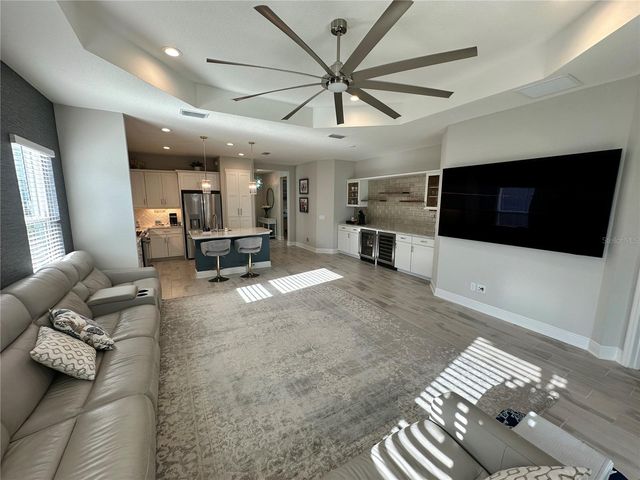 4727 WILLOW BEND AVENUE, Parrish, FL 34219
