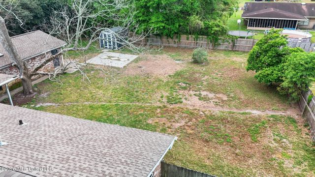 215 Lynwood Circle, Long Beach, MS 39560