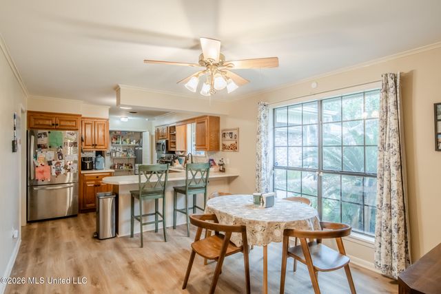 215 Lynwood Circle, Long Beach, MS 39560