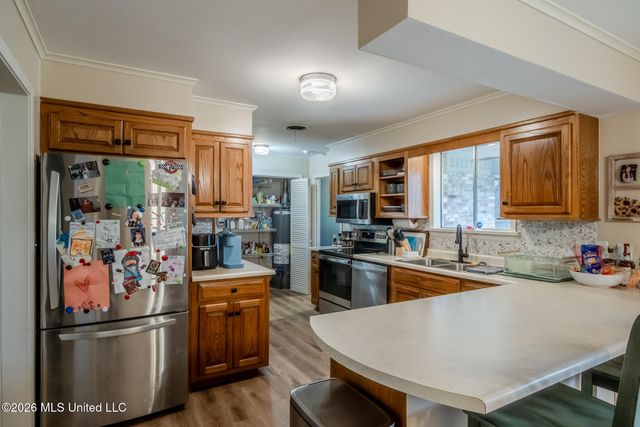 215 Lynwood Circle, Long Beach, MS 39560