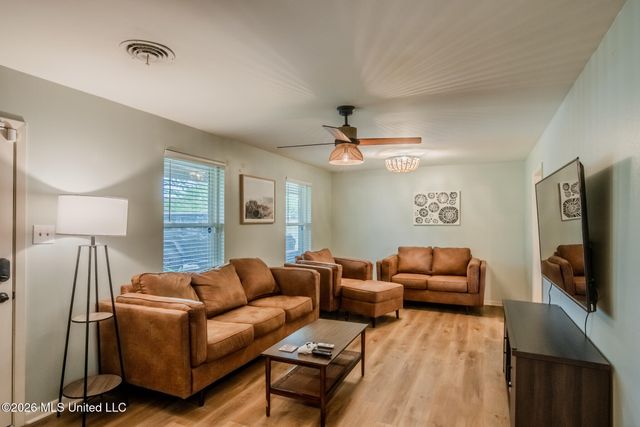 215 Lynwood Circle, Long Beach, MS 39560