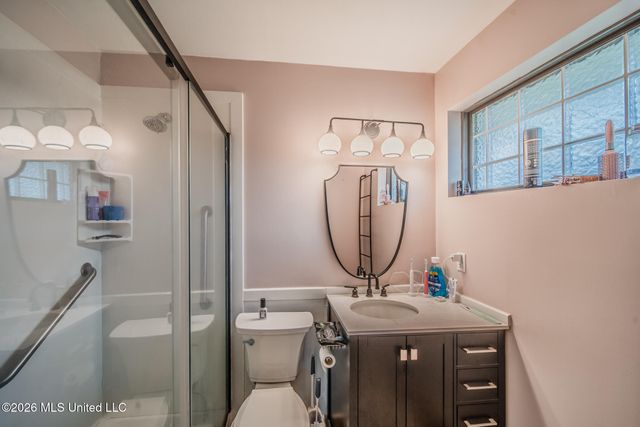 215 Lynwood Circle, Long Beach, MS 39560